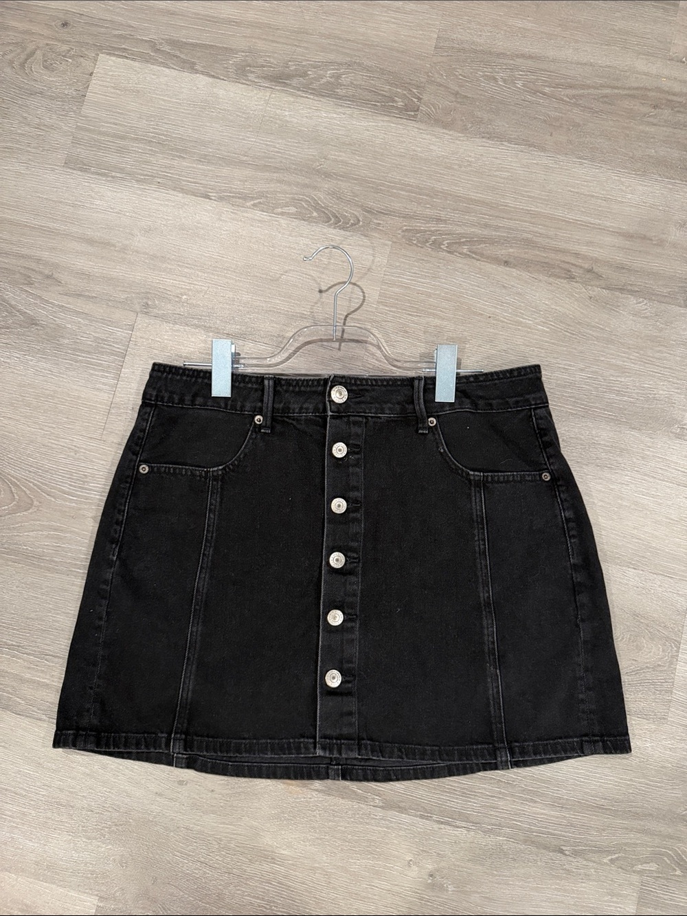 American Eagle Outfitters Black Button-Front Mini Skirt